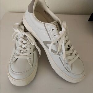 Tretorn White and Gray Sneakers 9